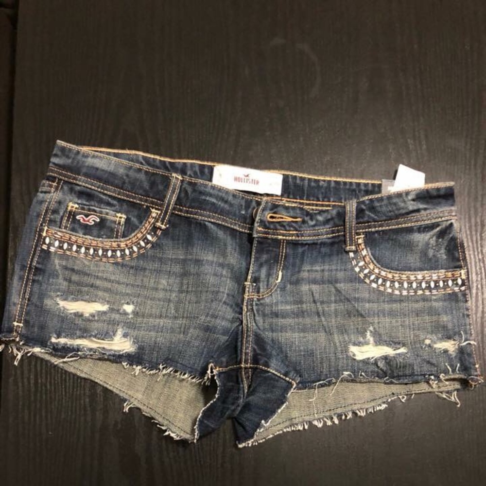 Hollister Short